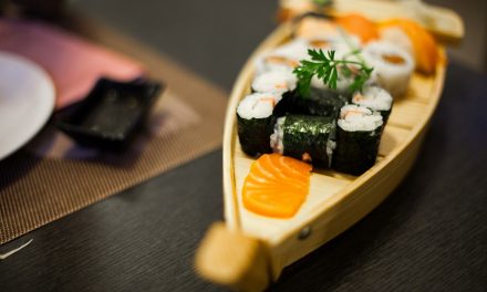 Sushi etiquette